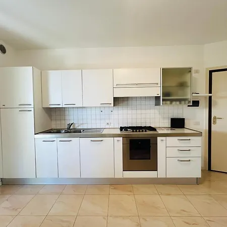 Apartman Damiano Chiesa Terrazzato -flexrent Immobiliare Abissinia *