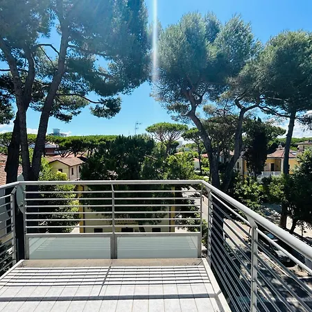Damiano Chiesa Terrazzato -flexrent Immobiliare Abissinia *