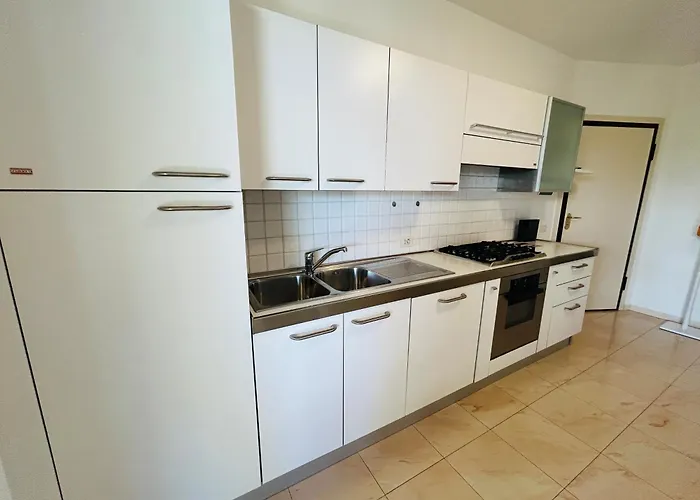 Damiano Chiesa Flexrent - Abissinia Apartment Riccione
